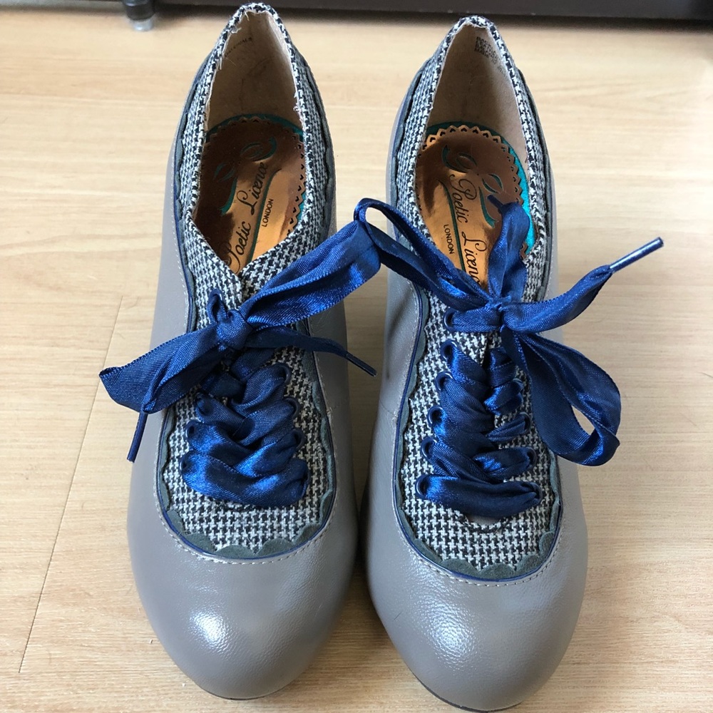 Poetic Licence BacklashOxford Heel Size US 6